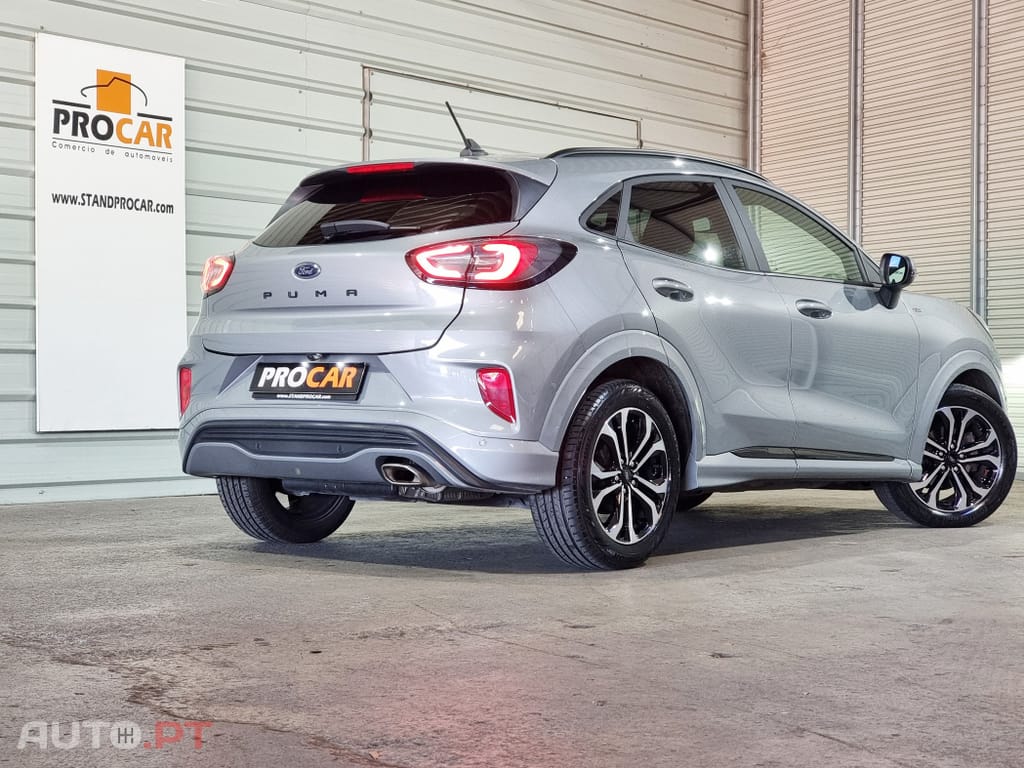 Ford Puma 1.0 EcoBoost mHEV ST-Line