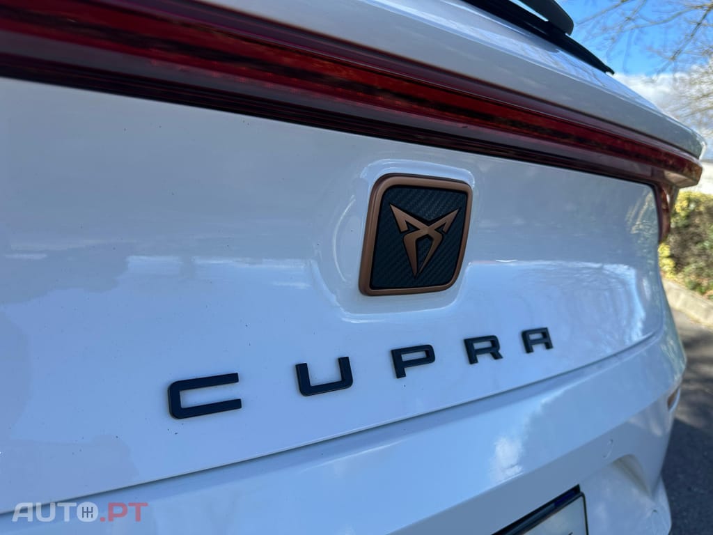 Cupra Leon 1.4 e-Hybrid DSG