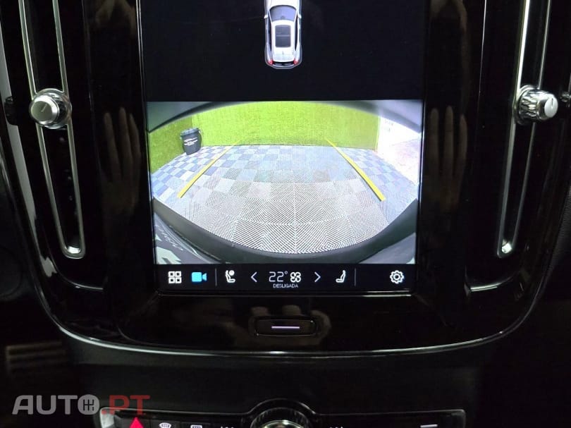 Volvo XC40 P8 AWD Recharge RDesign