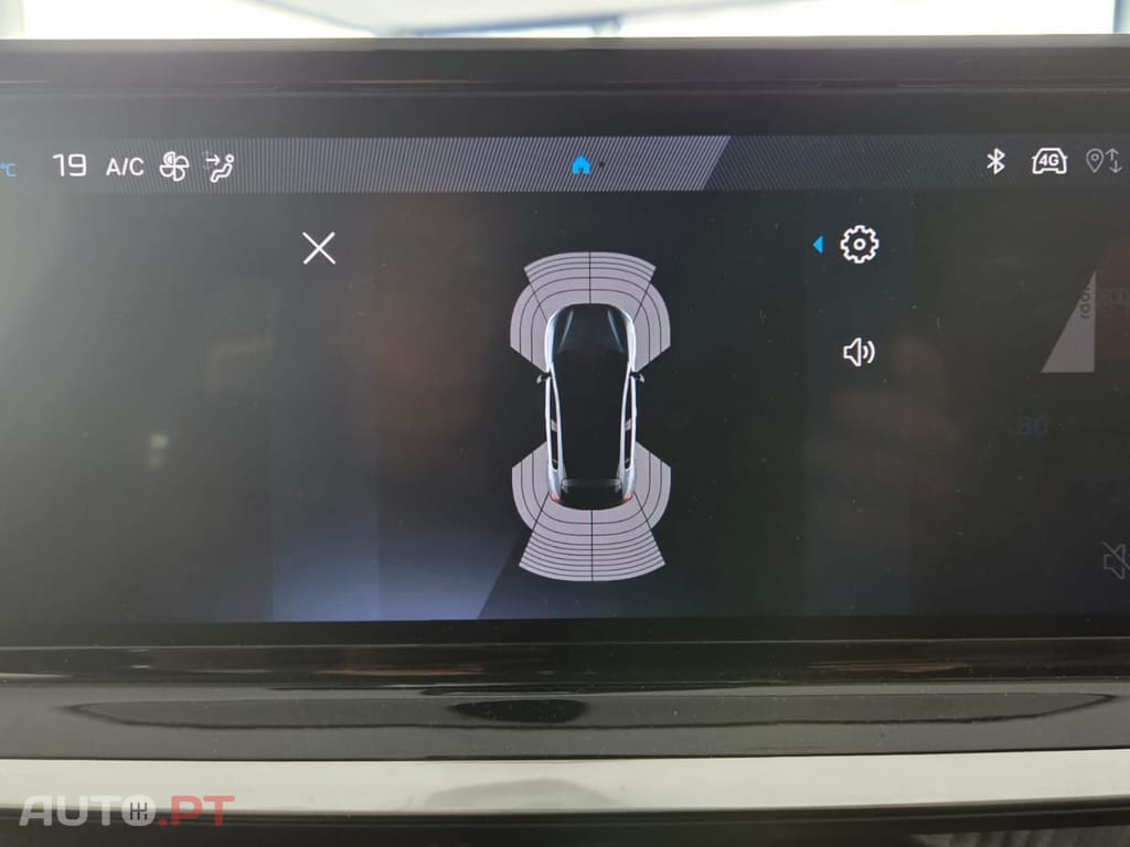 Peugeot E-208 50 kWh Allure Pack