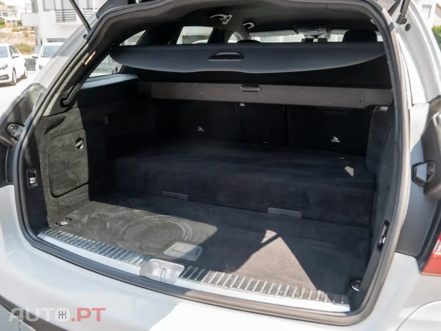 Mercedes-Benz C 300 de T 9G-TRONIC AMG Line