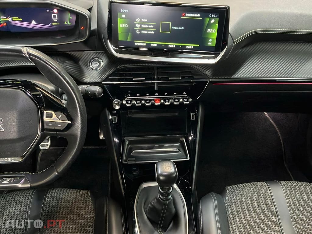 Peugeot 2008 1.2 PureTech GT