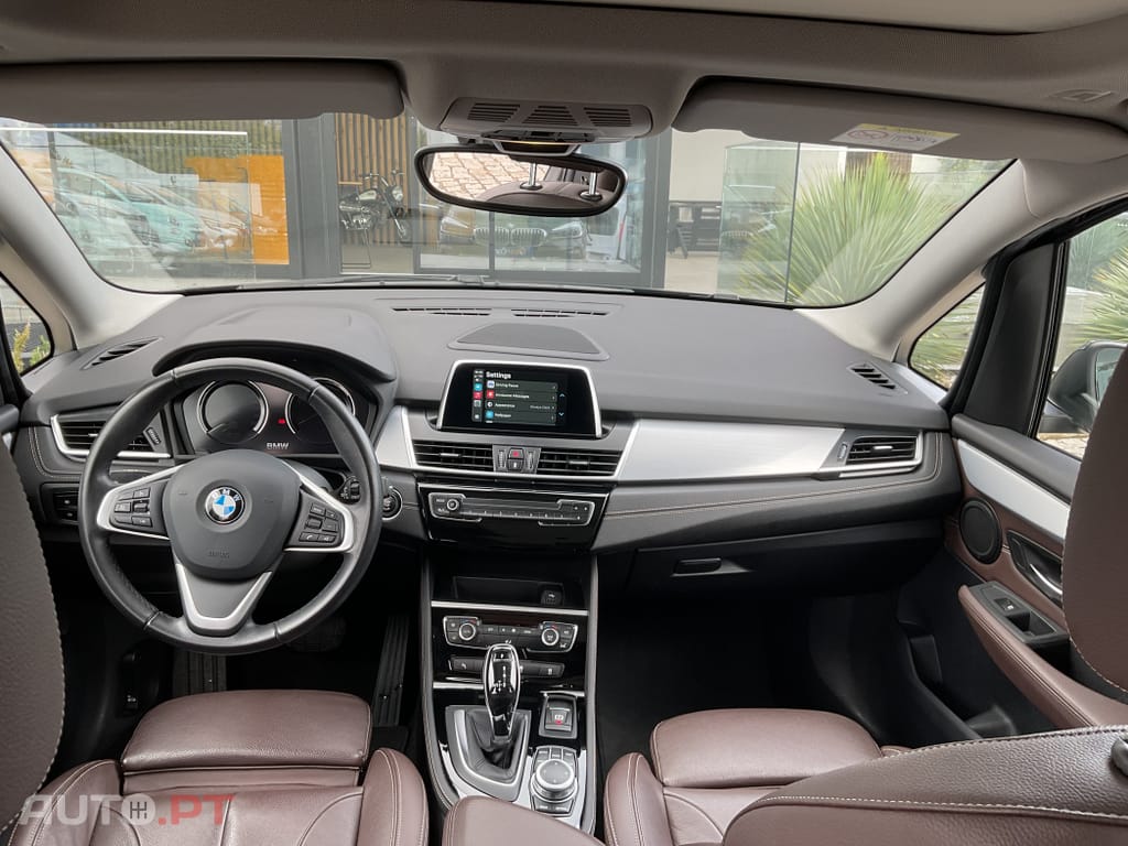 BMW 216 d 7L Line Luxury Auto
