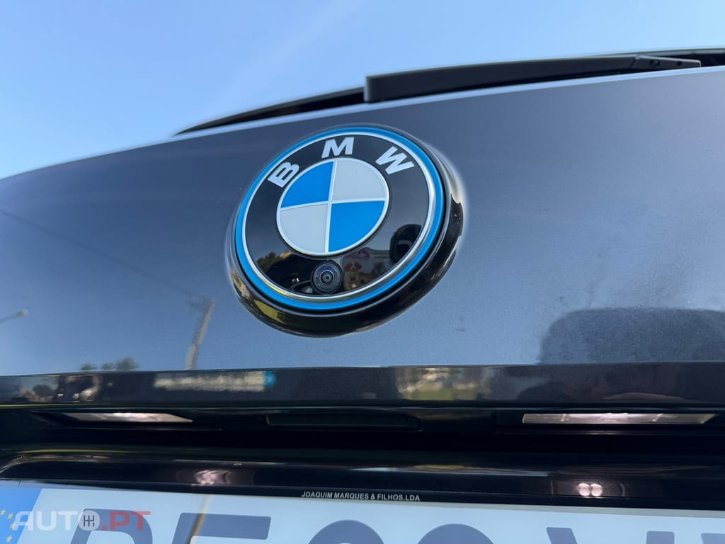 BMW iX xDrive 40 Pack Desportivo