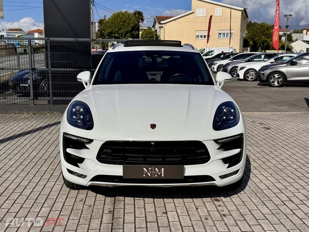 Porsche Macan S