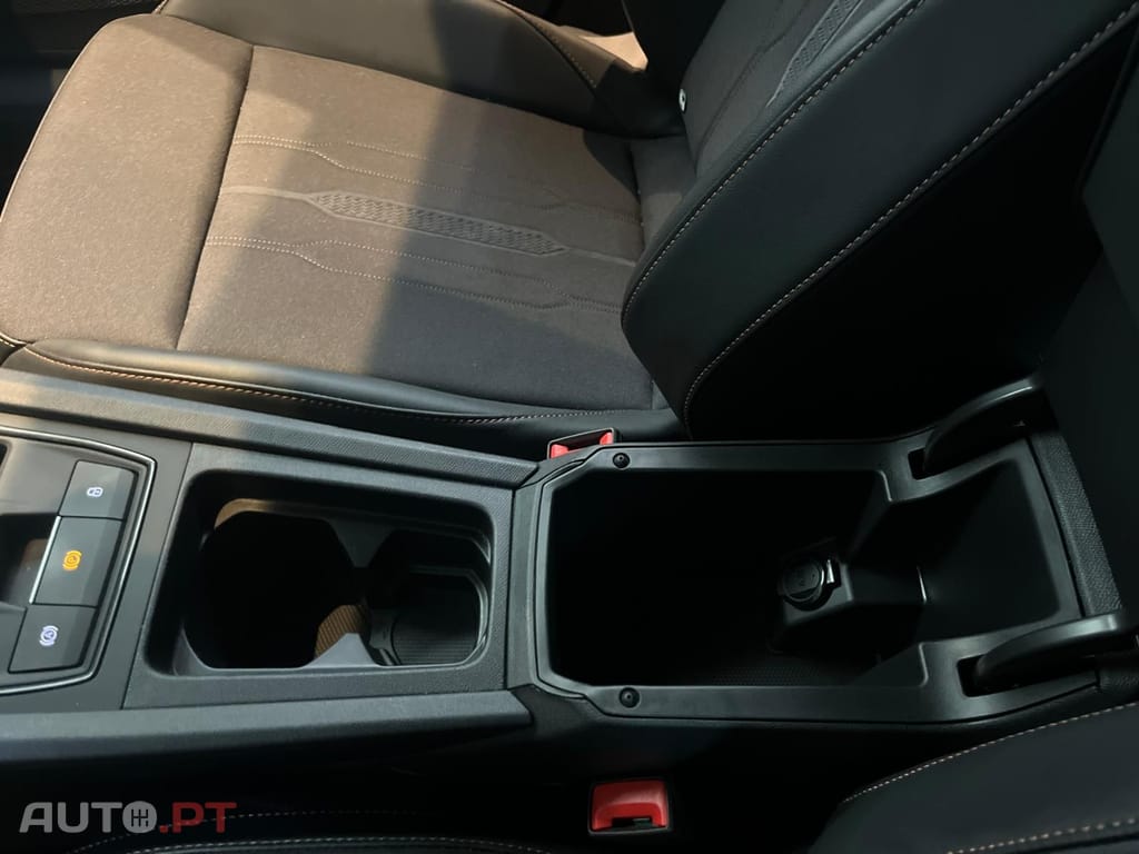 Cupra Leon 1.4 e-Hybrid VZ 245CV