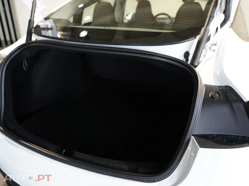 Tesla Model 3 Highland