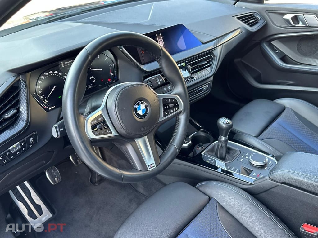 BMW 116 d Pack Desportivo M