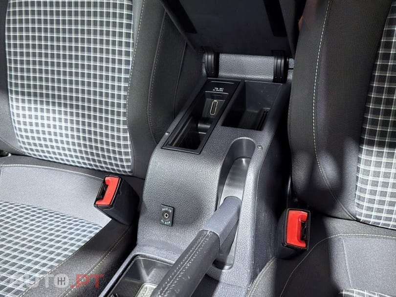 Volkswagen Scirocco 2.0 TSI BlueMotion DSG