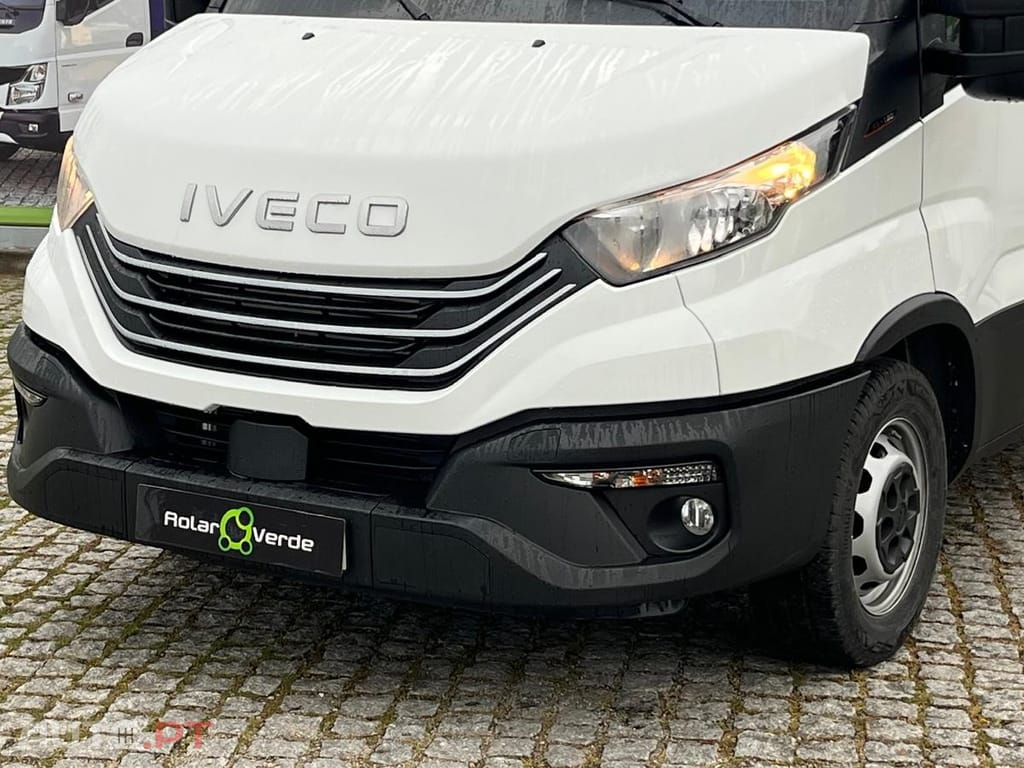 Iveco Daily 3.0 35S18HV 3520L 12m3