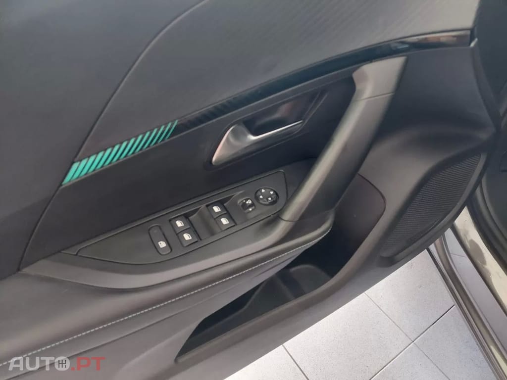 Peugeot 2008 PureTech 100 Stop&Start Active Pack