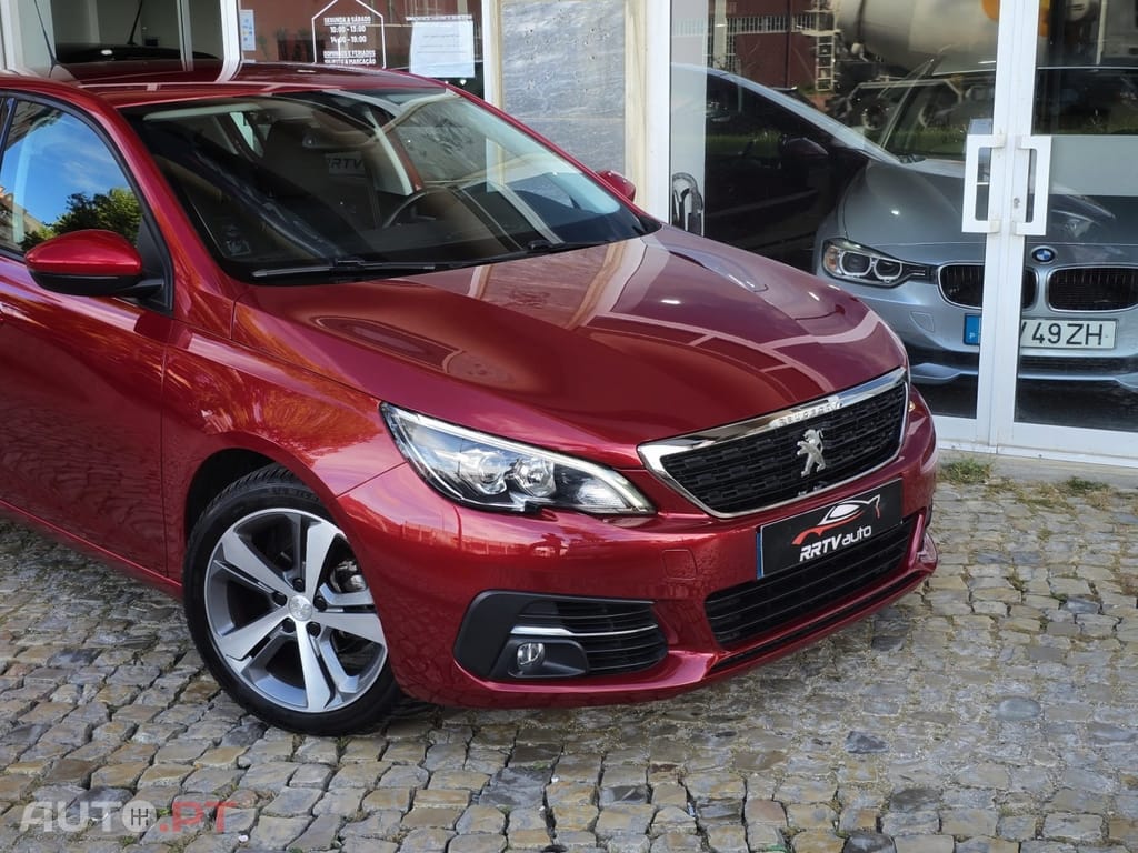 Peugeot 308 1.2 PureTech Active J17