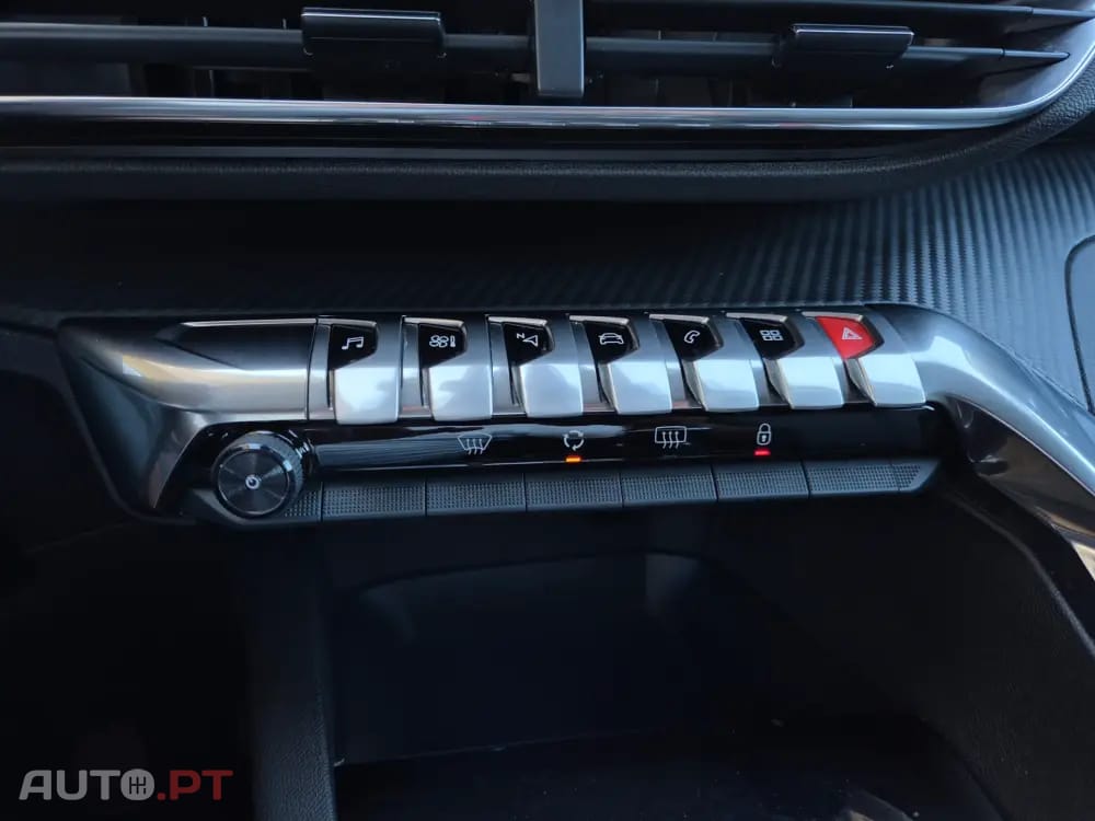 Peugeot 3008 1.5 BlueHDi Allure