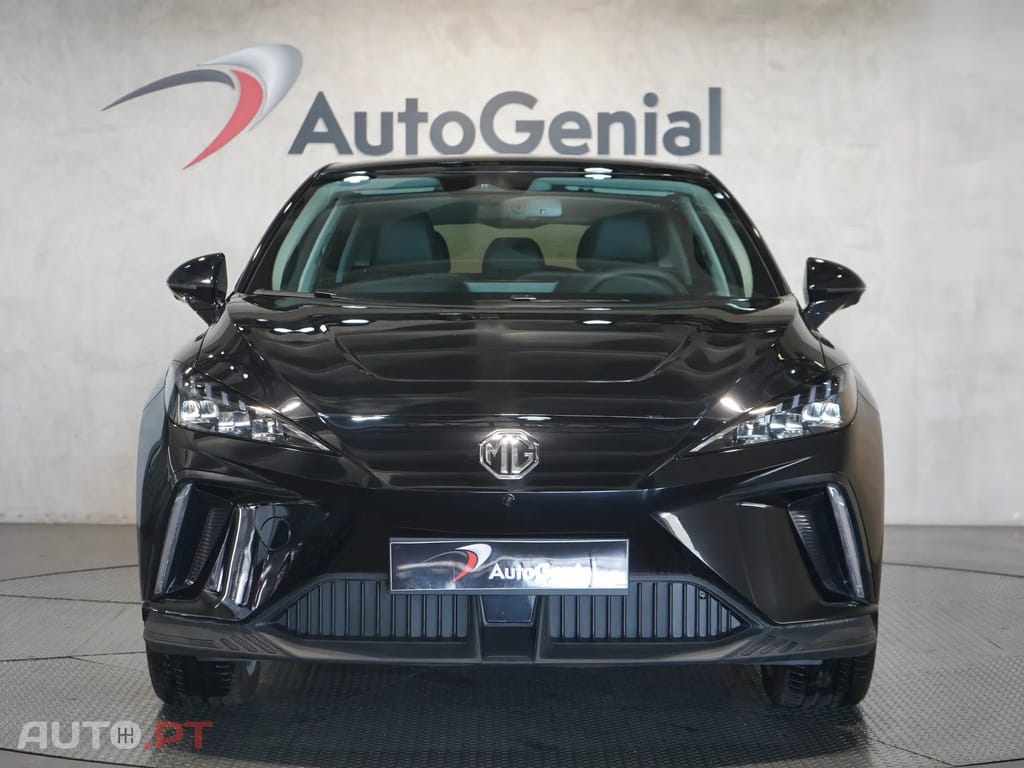 MG MG4 64 kWh Luxury
