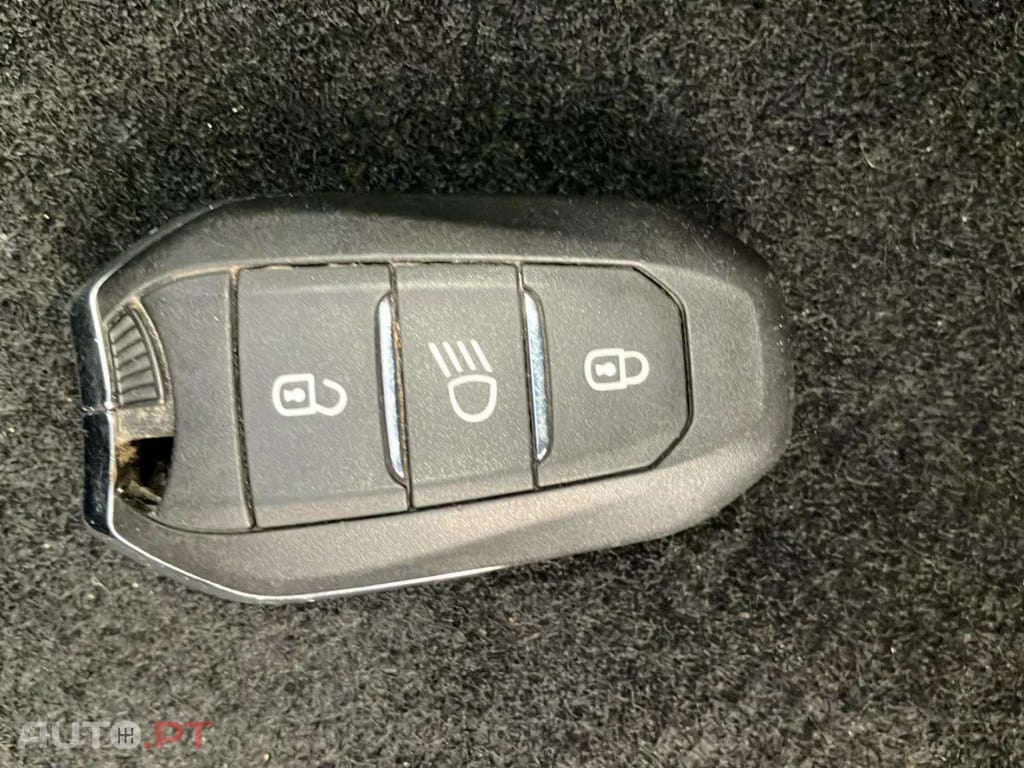 Peugeot 2008 1.2 PureTech Allure