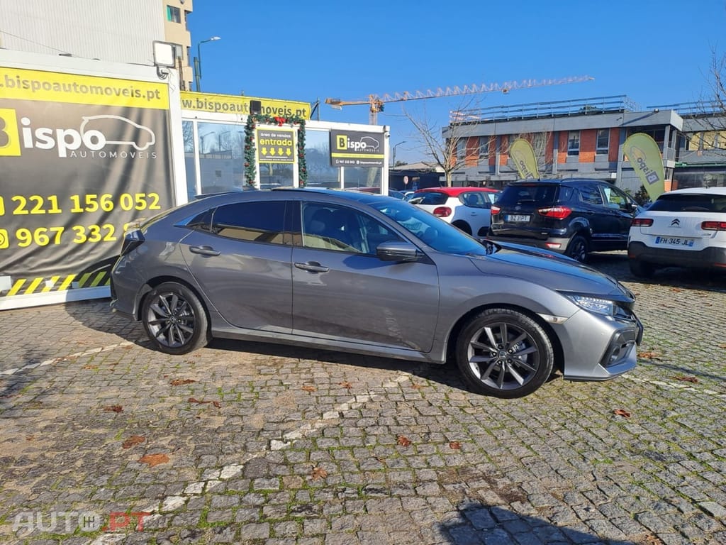 Honda Civic 1.0 i-VTEC Executive Premium CVT