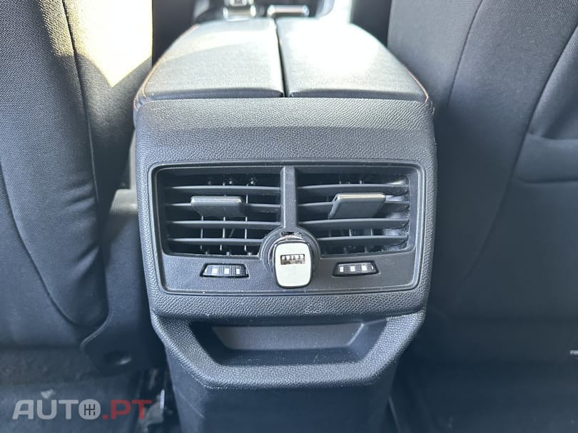 Peugeot 3008 1.5 BlueHDi Allure EAT8