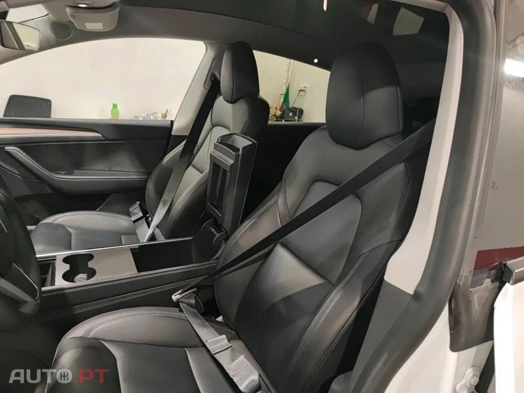 Tesla Model Y Tração Traseira