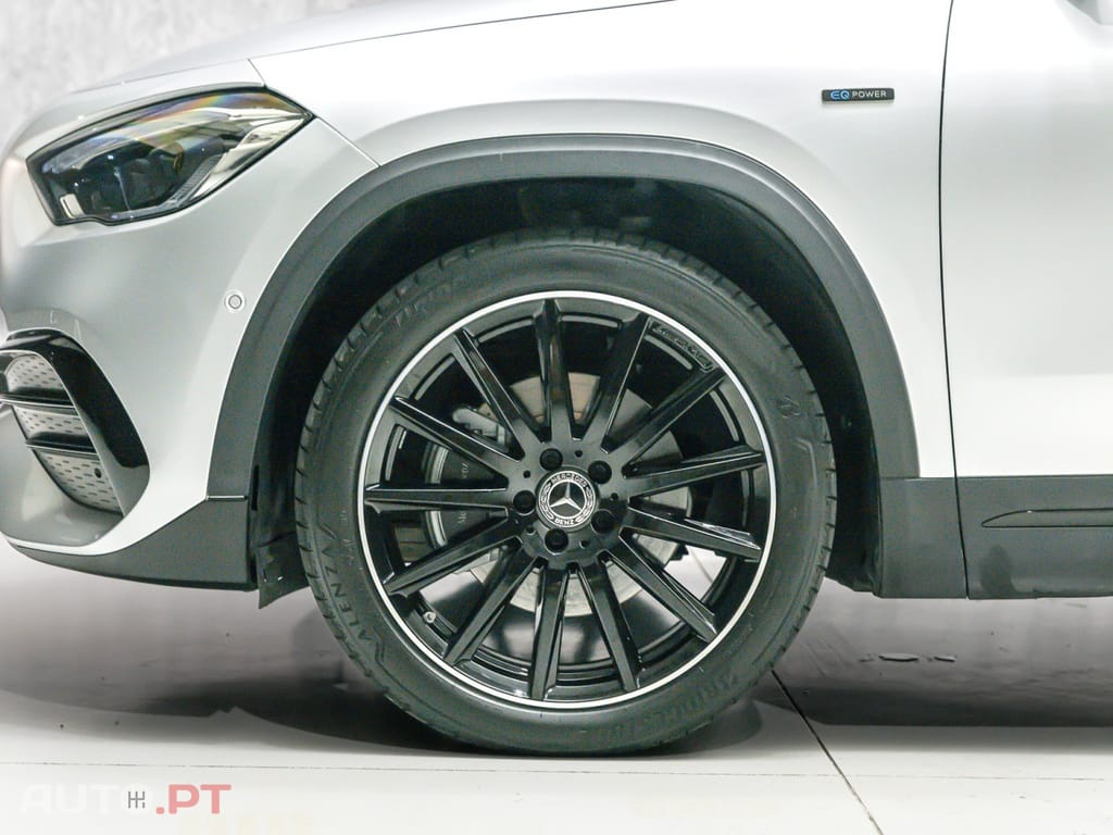 Mercedes-Benz GLA 250 e 8G-DCT AMG Line