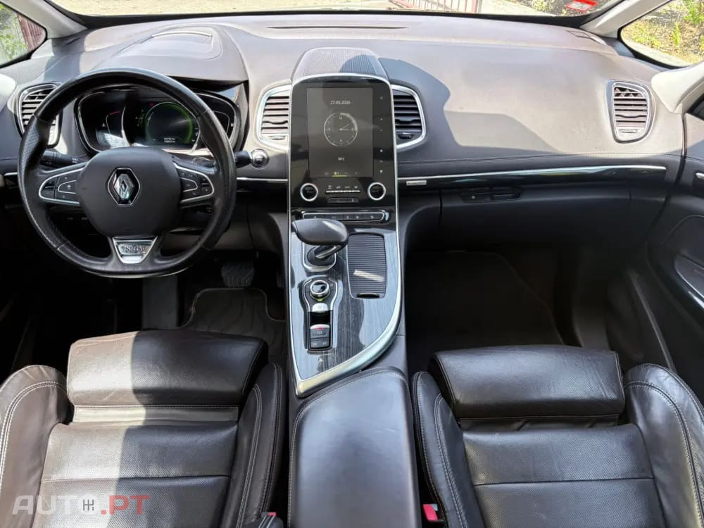Renault Espace 1.6 dCi Initiale Paris EDC