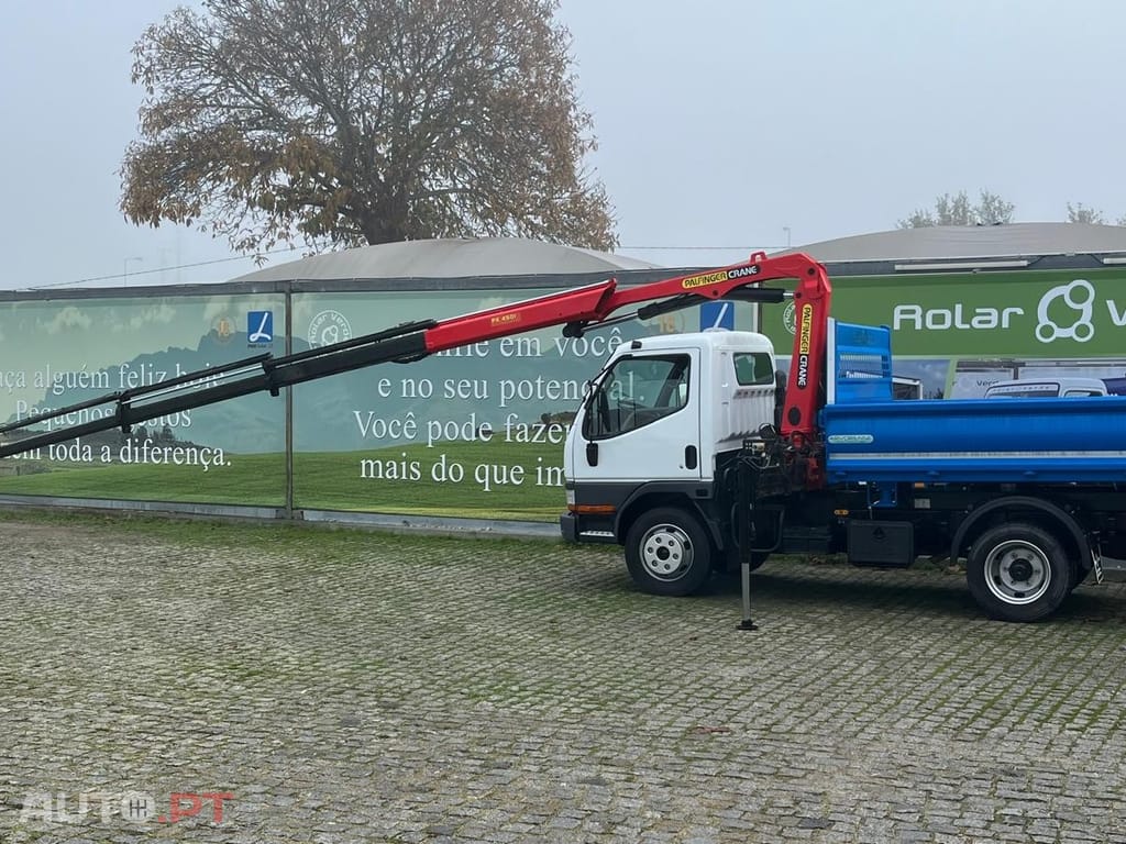 Mitsubishi Canter GRUA COM COMANDO + BASCULA