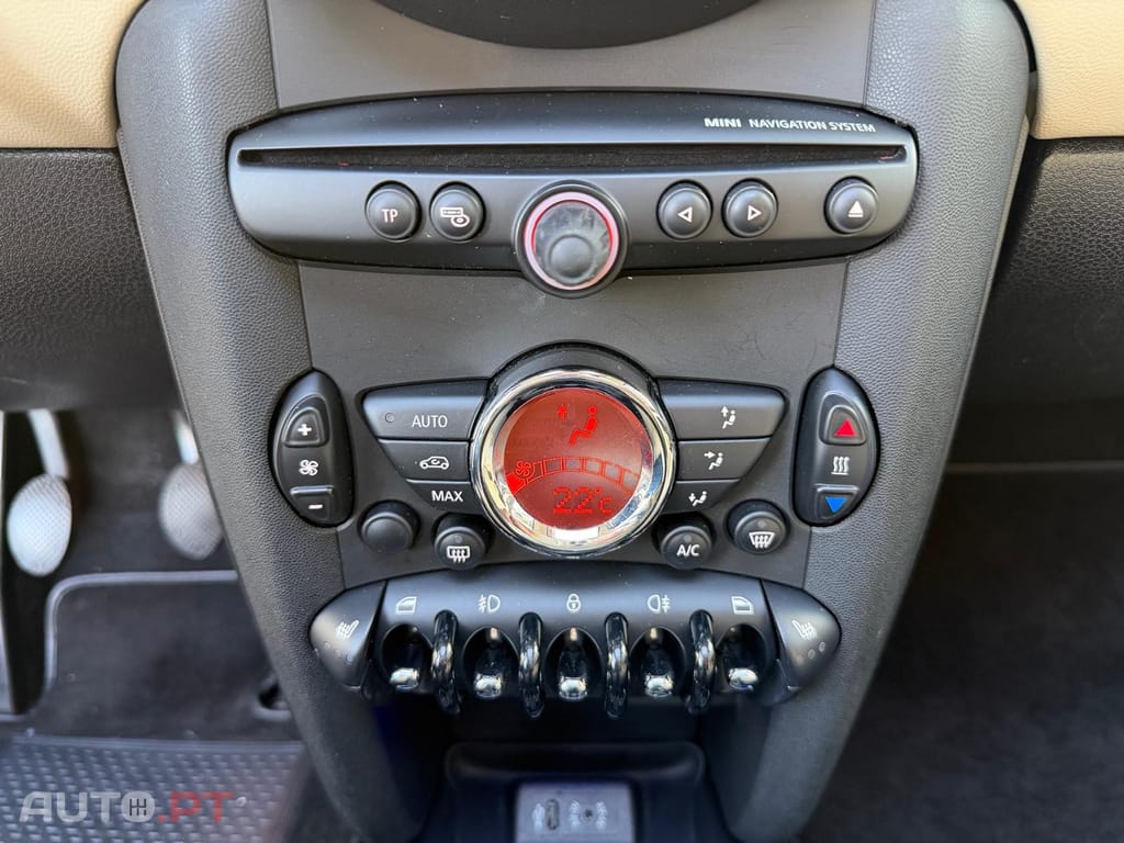 MINI Cooper Cooper D