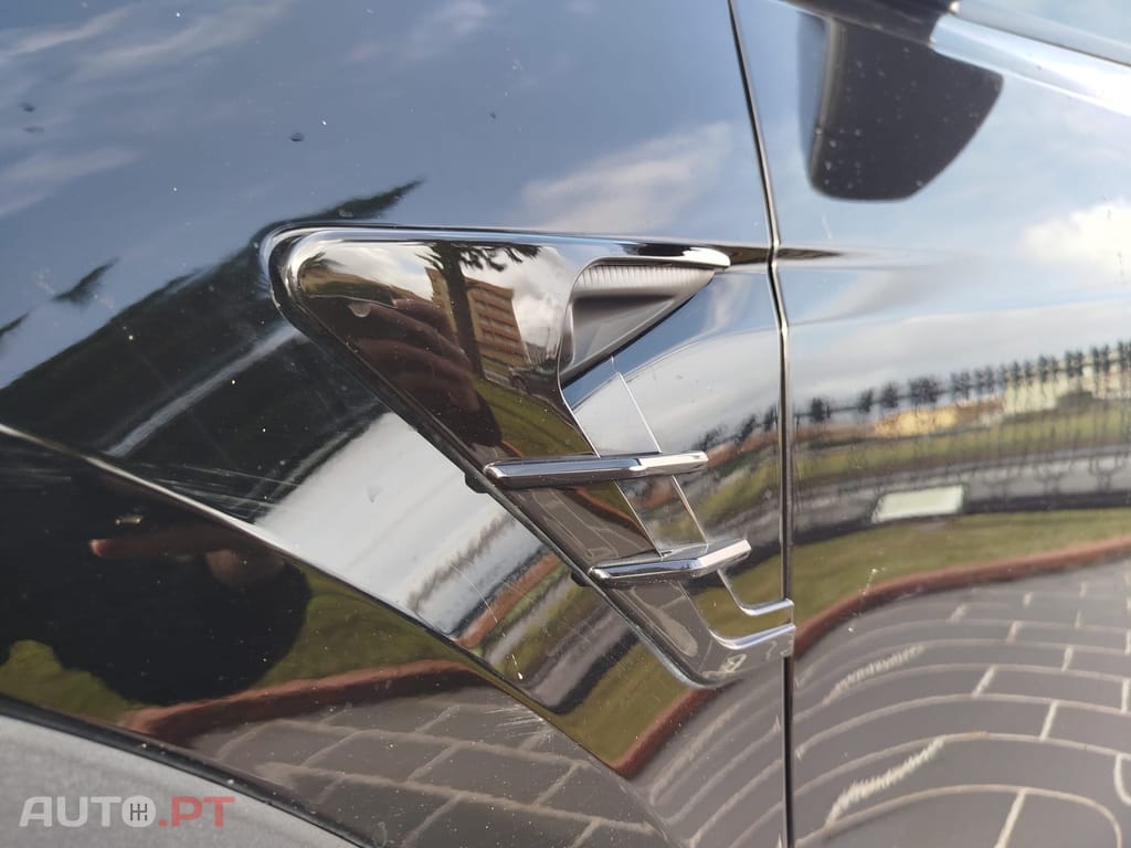 Tesla Model Y Tração Traseira Standard