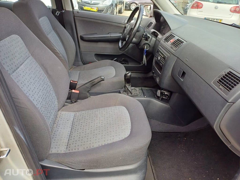 Skoda Fabia 1.4 Comfort AC