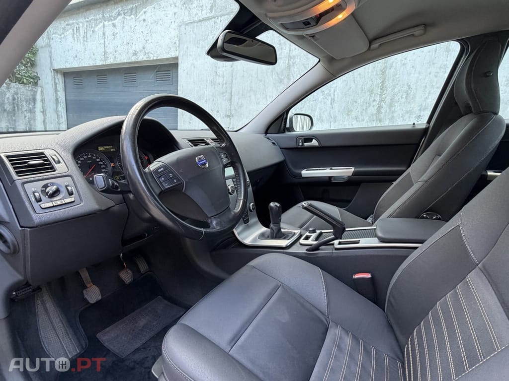 Volvo S40 1.6 D Momentum