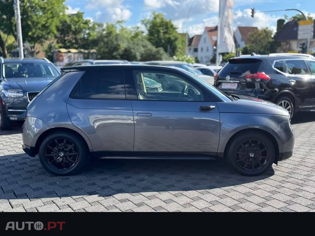 Honda e Honda e Advance
