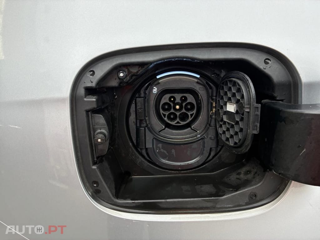 Mercedes-Benz A 250 e EQ POWER 8G-DCT Progressive Line