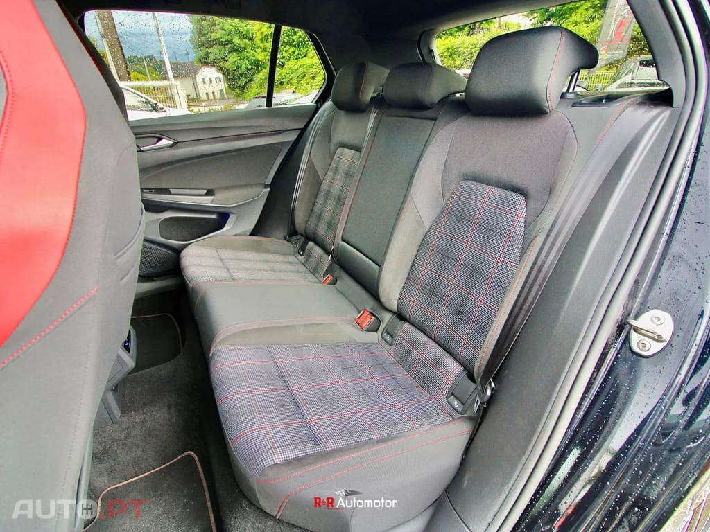 Volkswagen Golf 2.0 TSI GTI DSG Performance