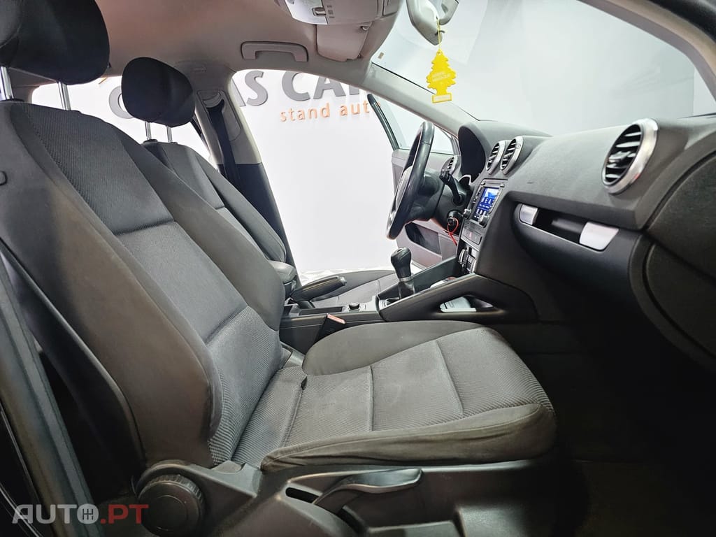 Audi A3 Sportback 1.6 TDi S-line