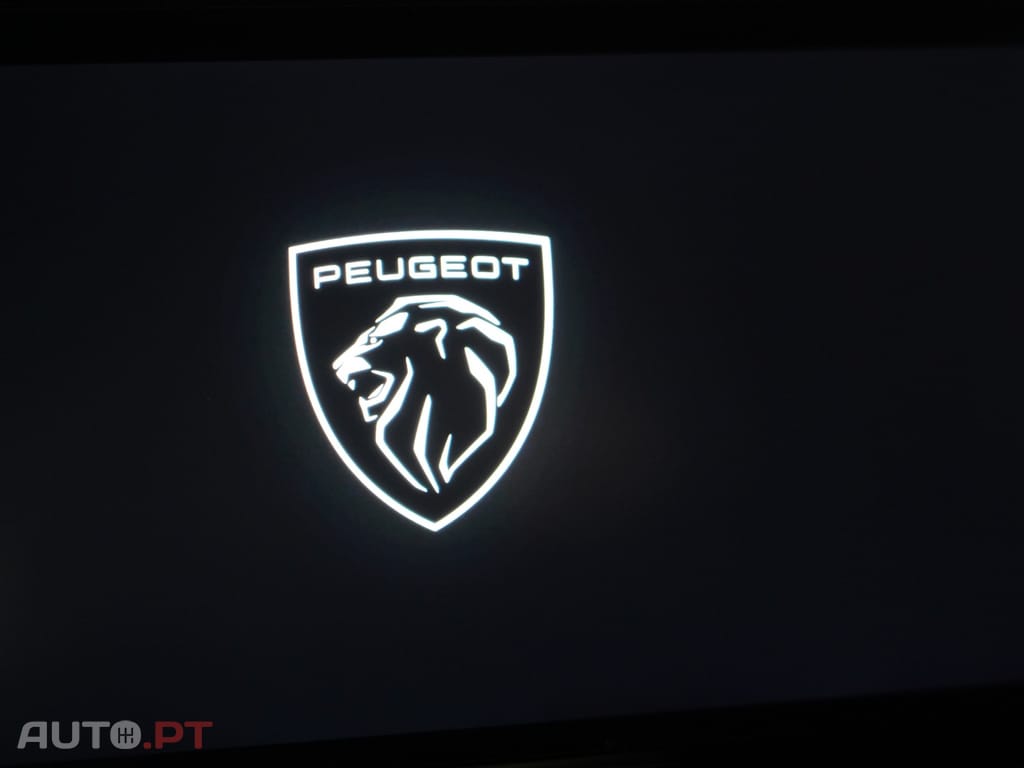 Peugeot 2008 1.2 PureTech Allure