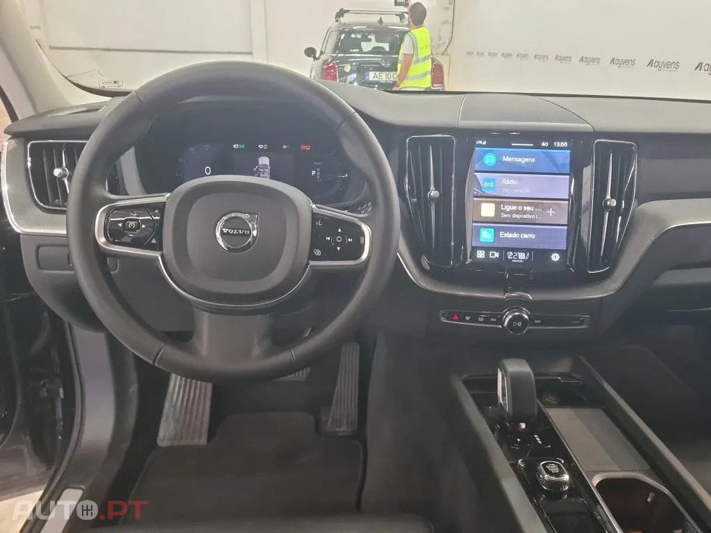 Volvo XC60 2.0 T6 PHEV Plus Dark AWD