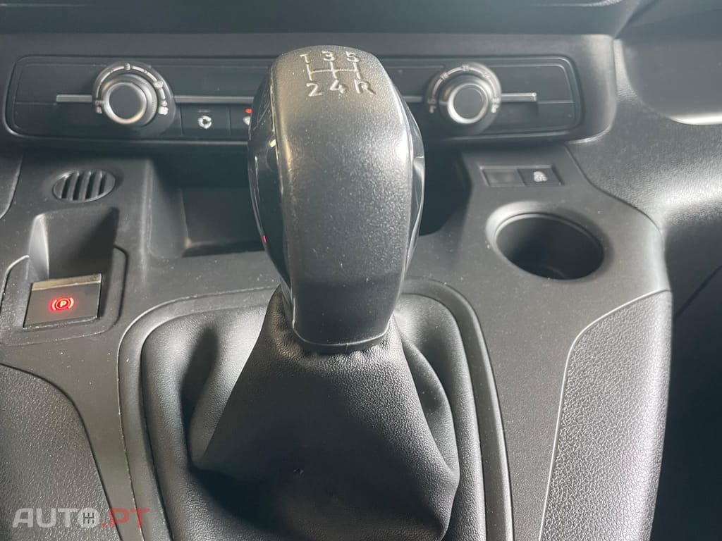 Peugeot Partner 1.5 BlueHDi Premium Standard