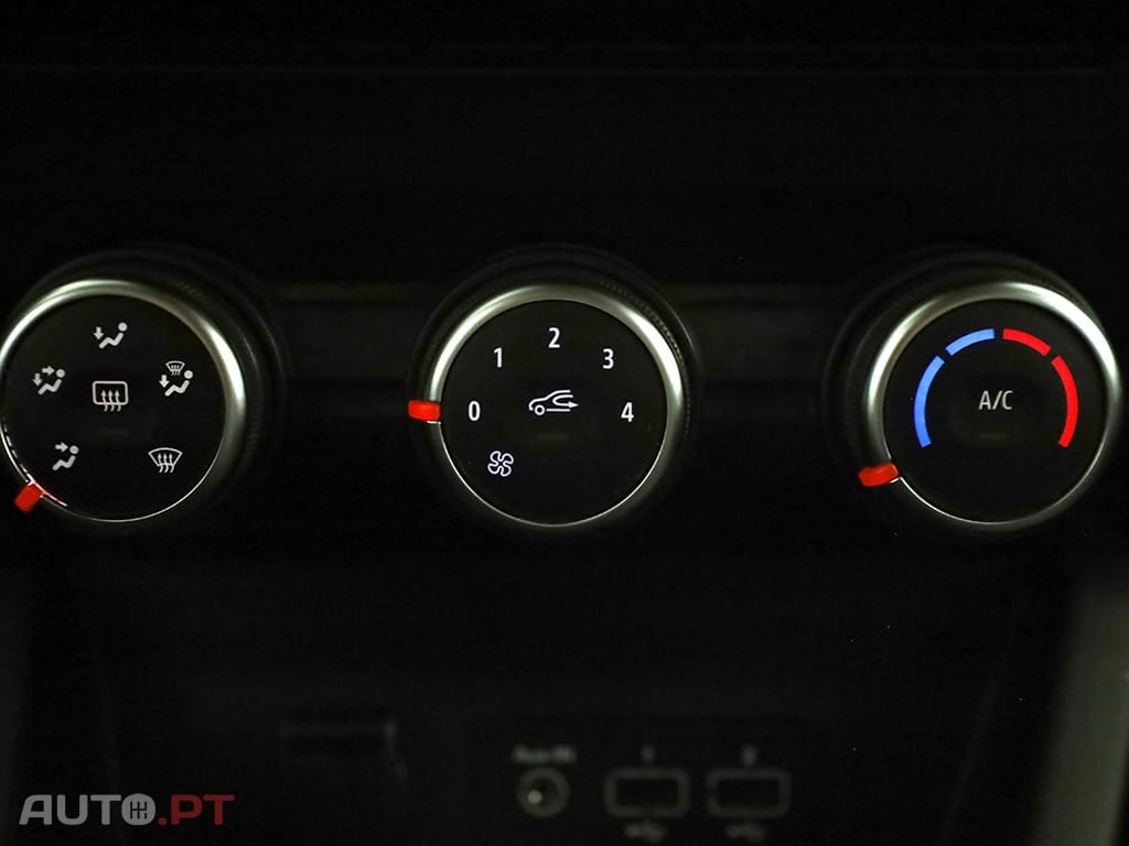 Renault Clio Clio 1.0 TCe Limited Bi-Fuel