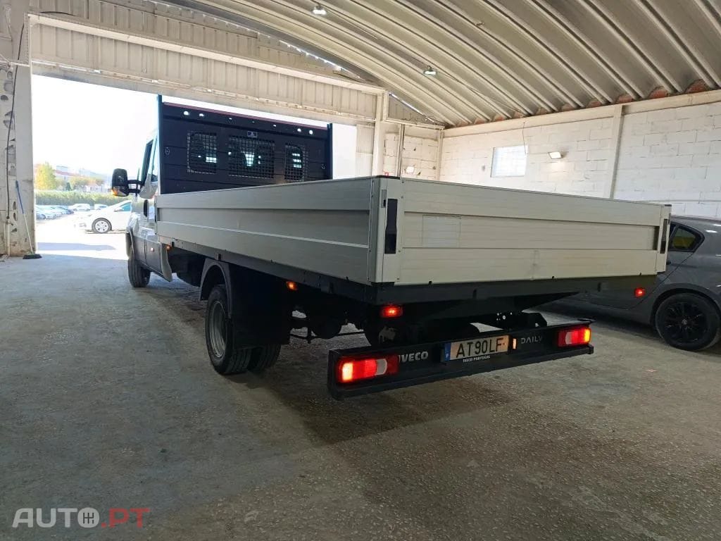 Iveco Daily DAILY -CHASSIS-CABINA 3.0 35C18H 3750 CD