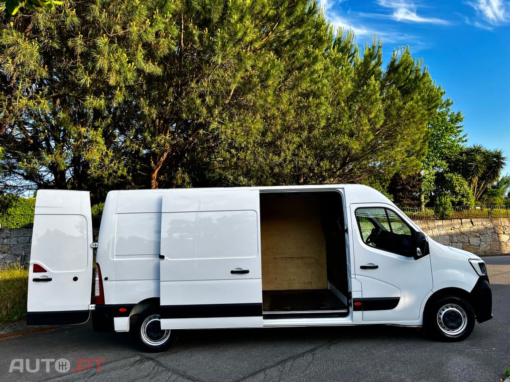 Renault Master 2.3 dCi L3H3 3.5T SS