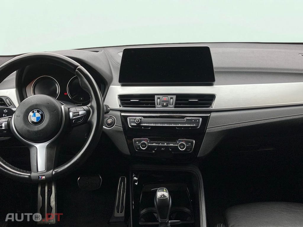 BMW X2 25 e xDrive X Pack M