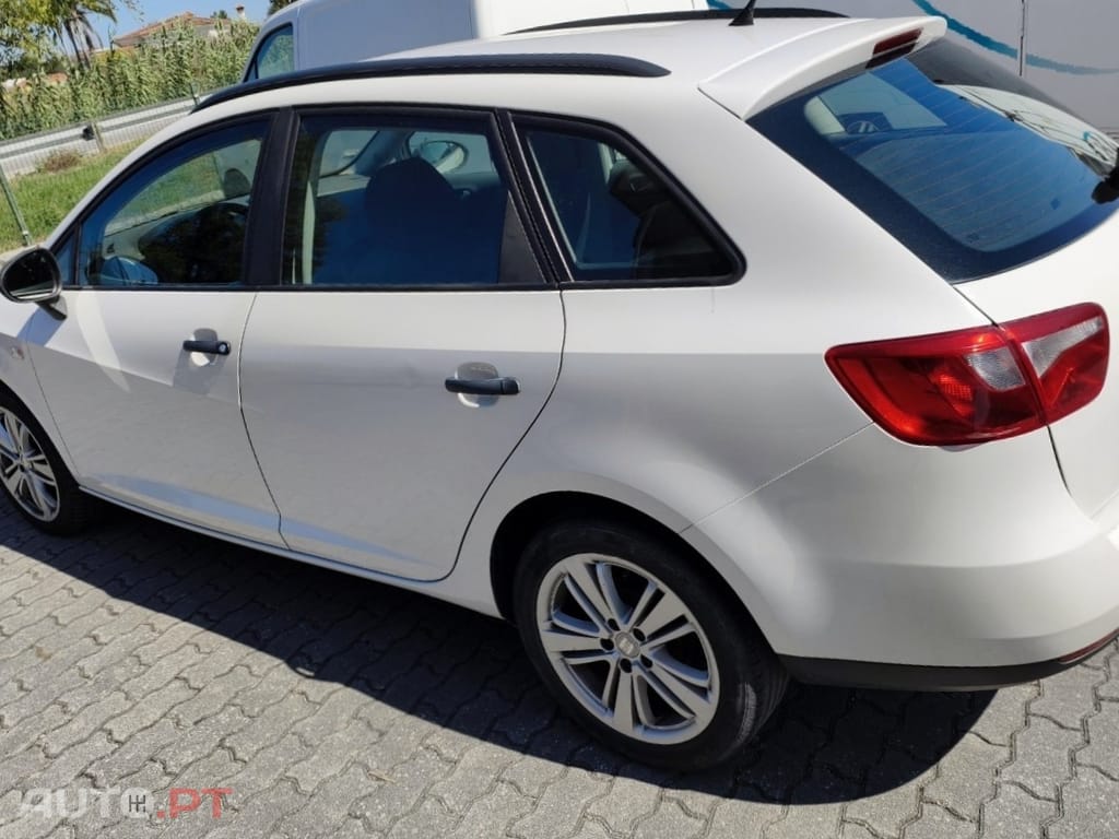 SEAT Ibiza 1.2 TDi Reference — fotografia 6