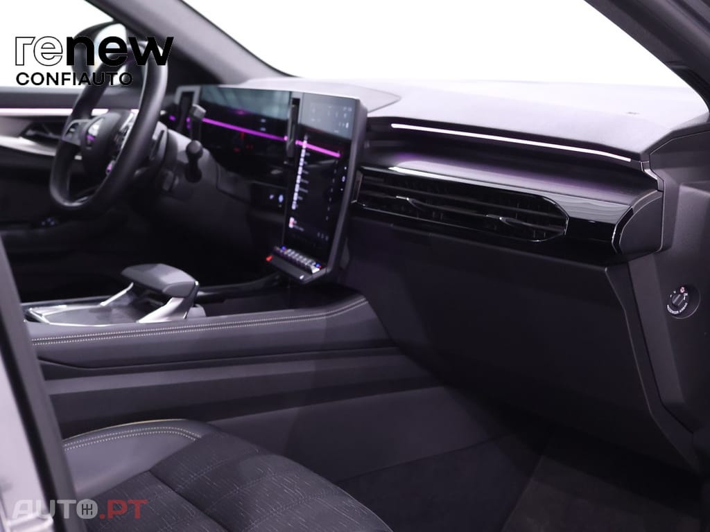 Renault Austral 1.3 Mild Hybrid Iconic Auto