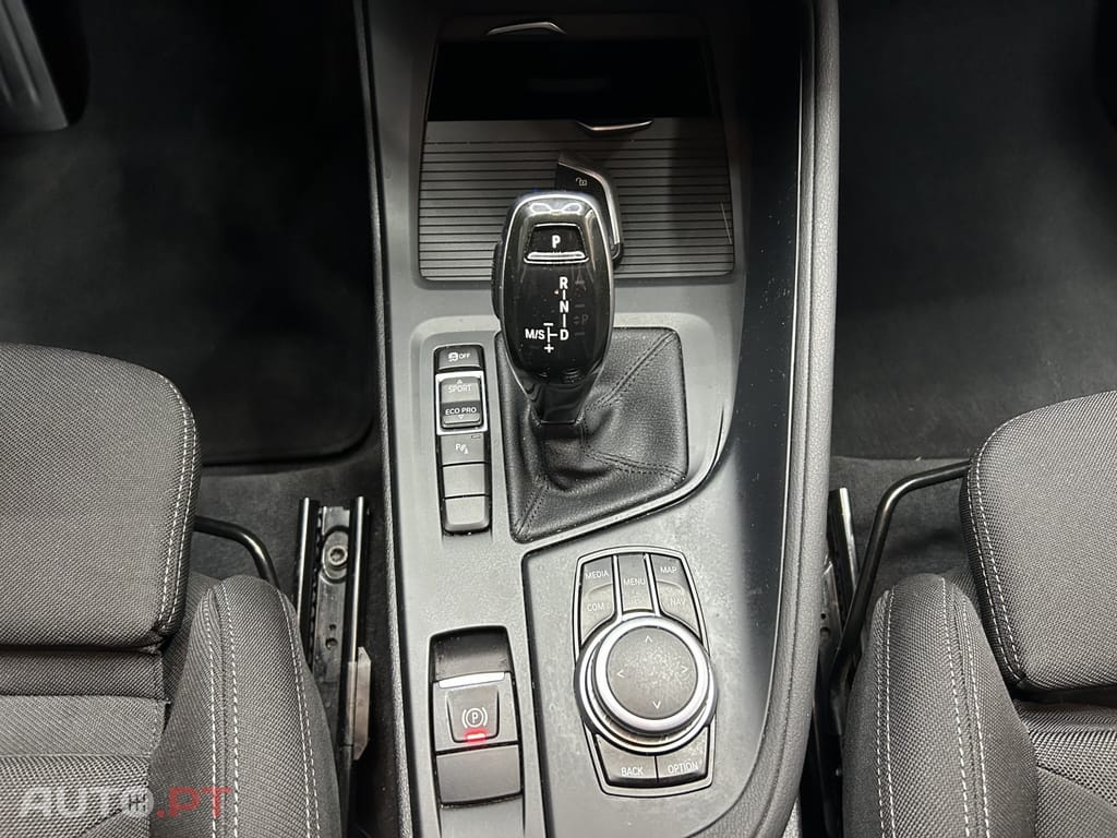 BMW X1 16 d sDrive Auto Line Sport