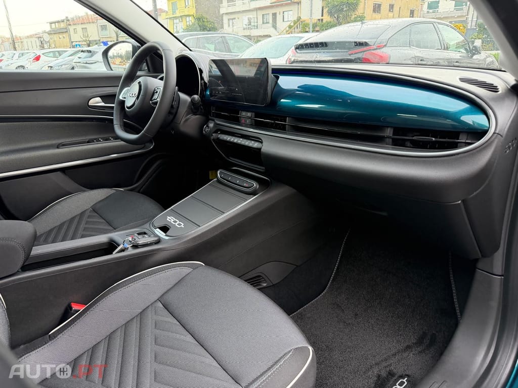 Fiat 600 1.2 Hybrid Icon