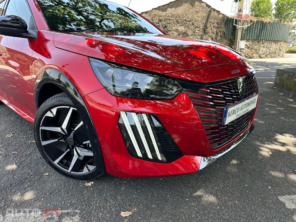 Peugeot E-208 50 kWh GT Pack