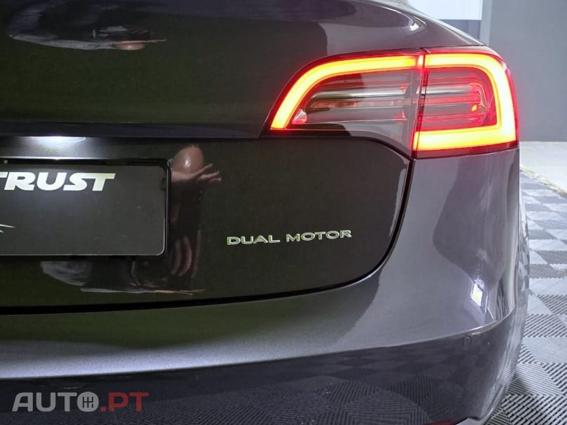Tesla Model 3 Long Range Tração Integral