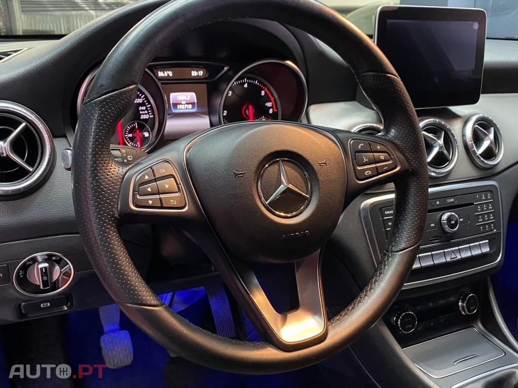 Mercedes-Benz CLA 180 d Shooting Brake Urban