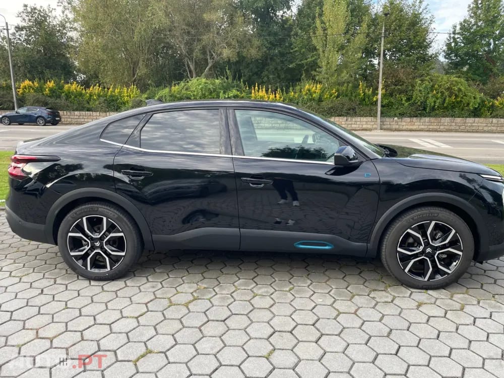 Citroen e-C4 X 50 kWh Shine Pack