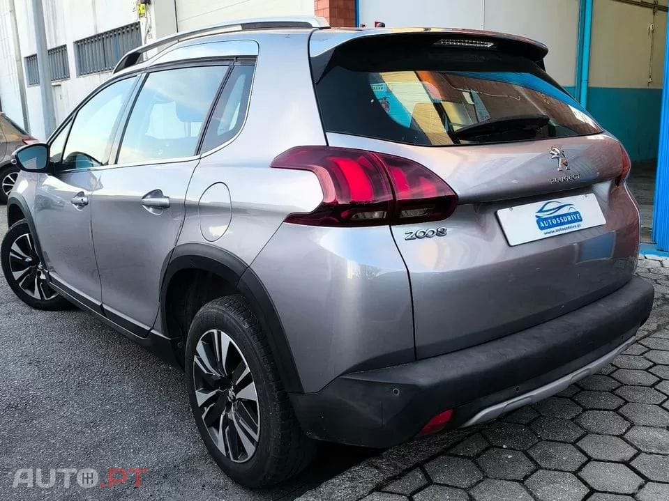 Peugeot 2008 1.6 BlueHDi Allure