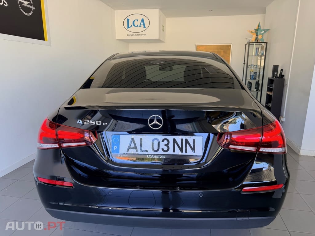 Mercedes-Benz A 250 Limousine Style Plus